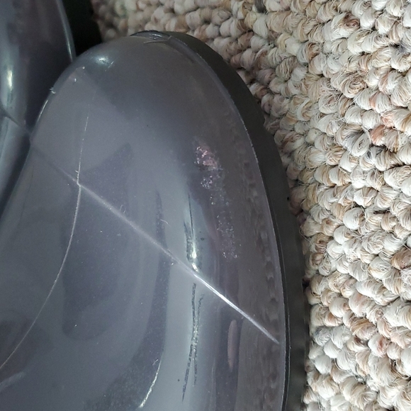 Ugg rain boots - Picture 3 of 3